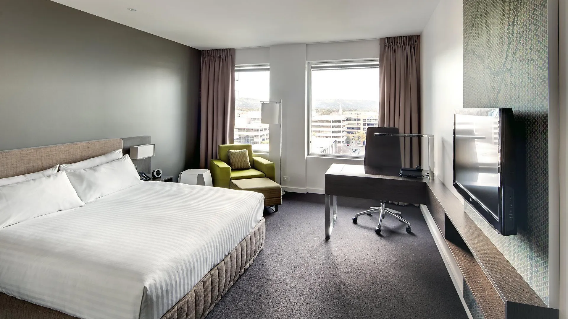 Pullman Adelaide Hotel