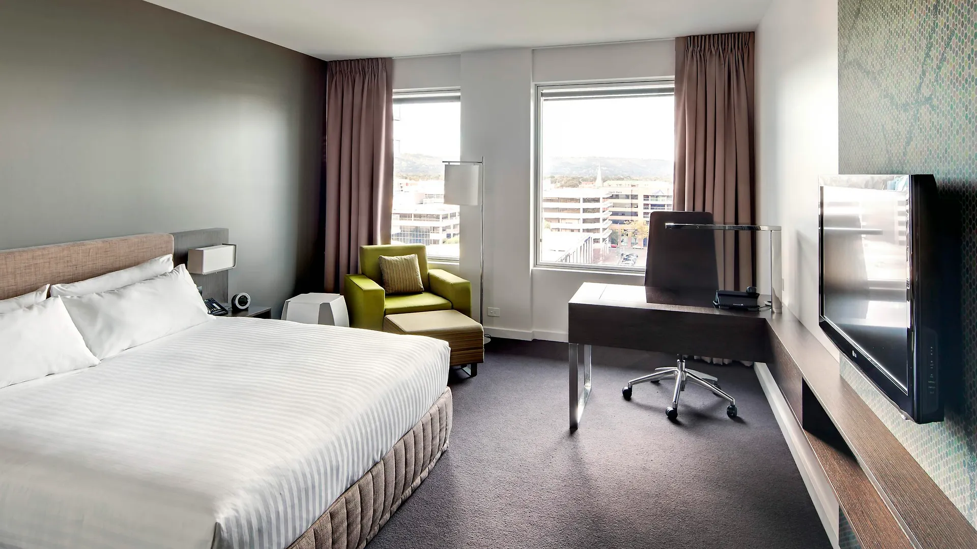 Pullman Adelaide Hotel