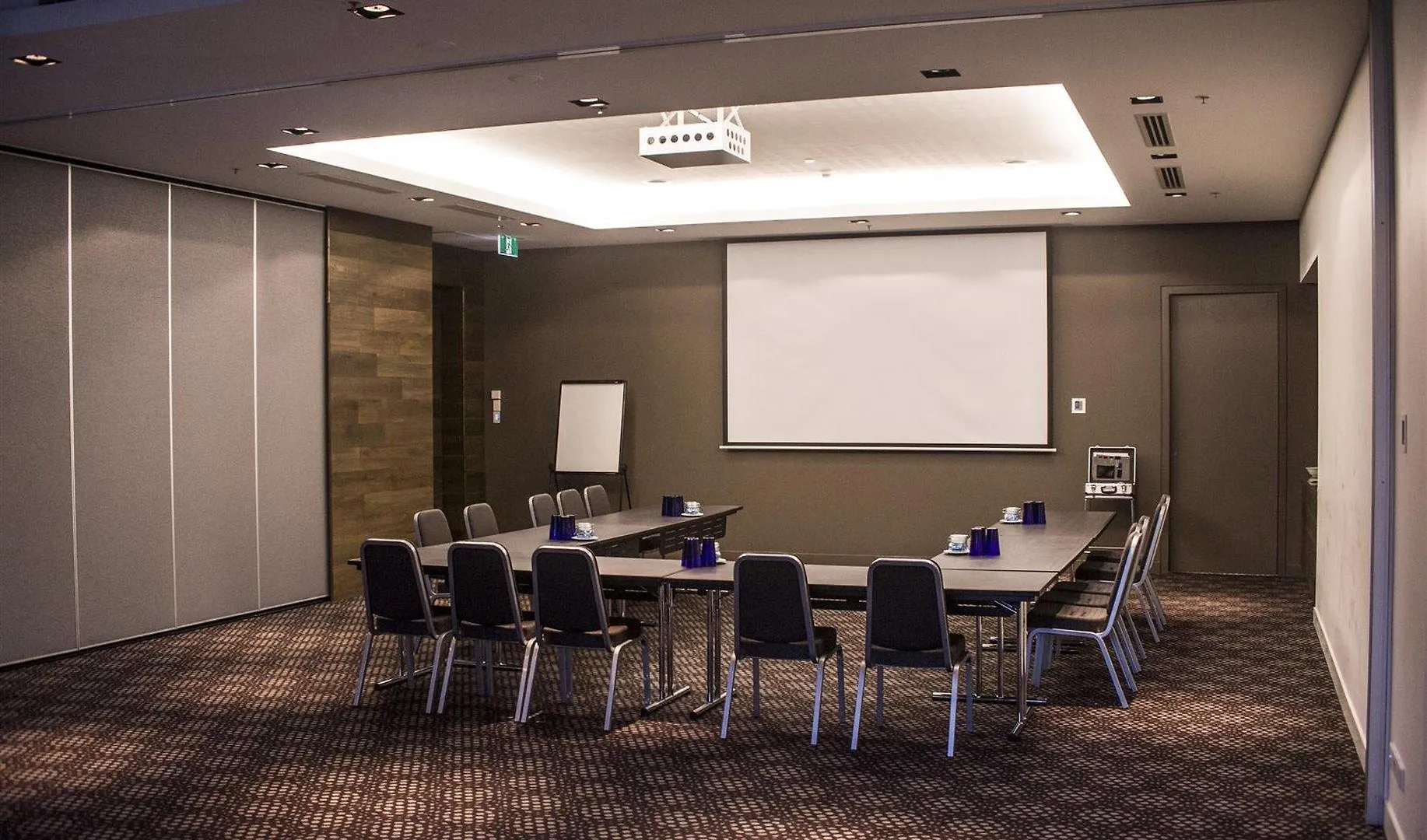 *****  Pullman Adelaide Hotel Australia