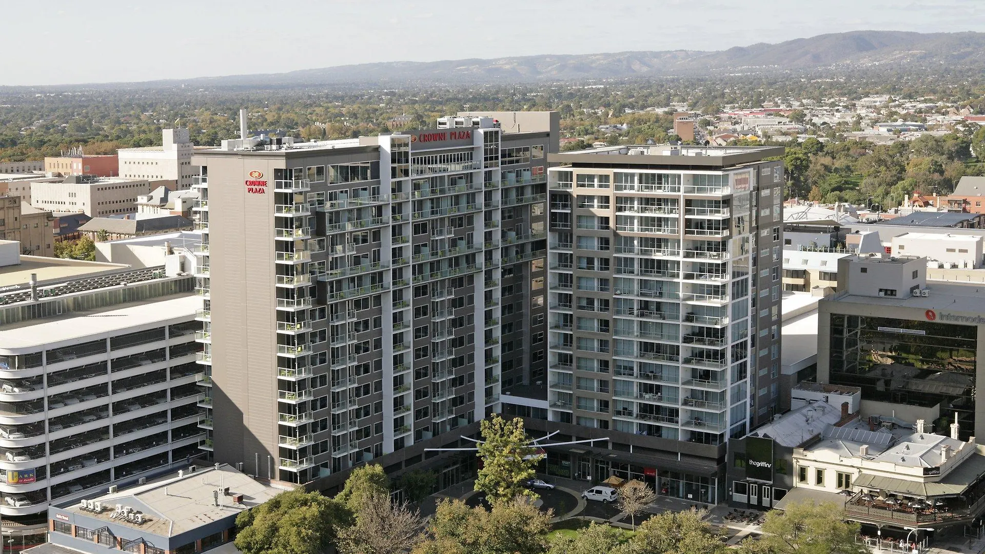 Pullman Adelaide Hotel