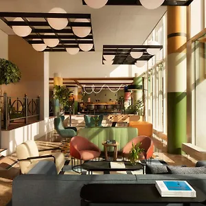 **** Hotel Avani Museum Quarter - Previously Nh Museum Quarter Pays-Bas