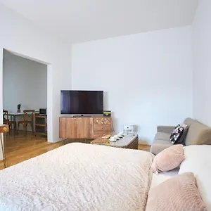 Wenceslas Square Aparthotel
