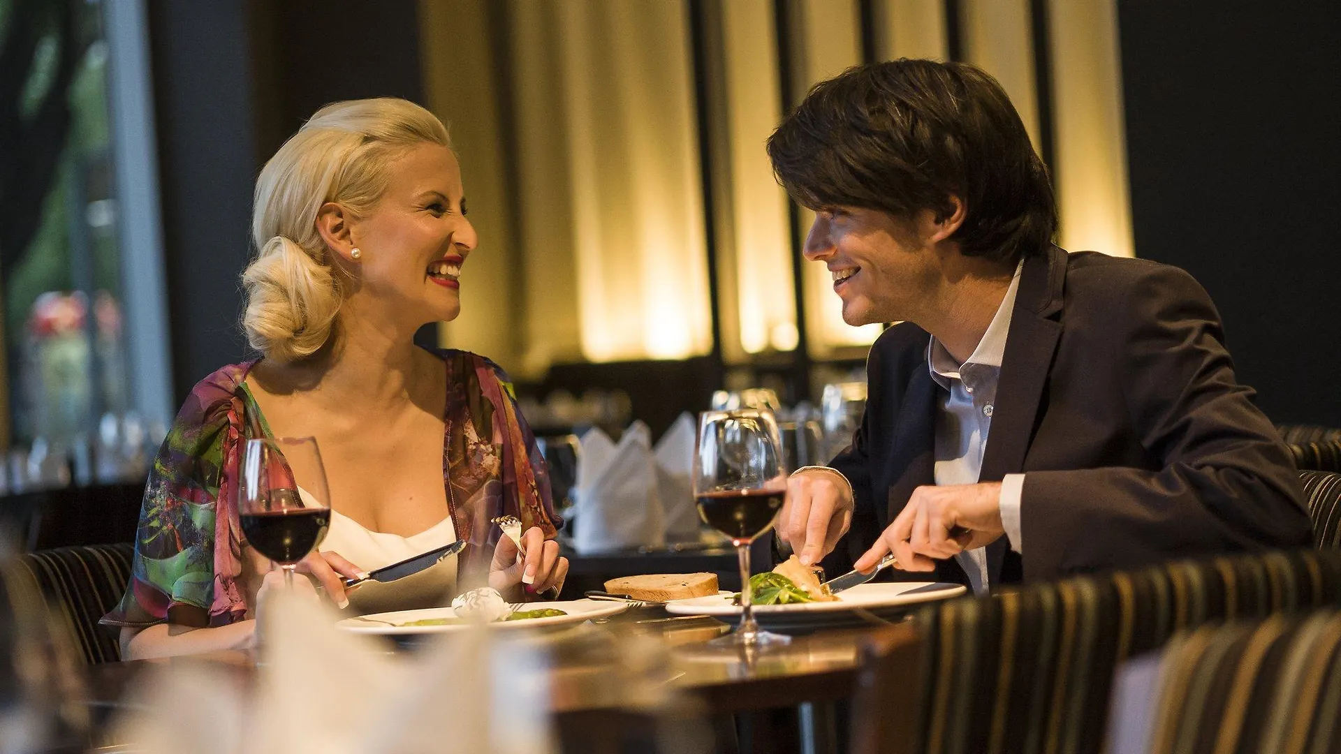 Pullman Adelaide Hotel 5*,